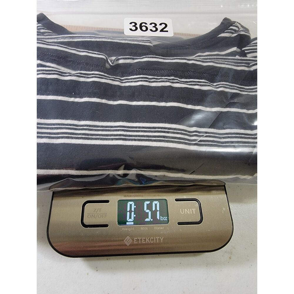 Lacoste Striped V-neck T-shirt - sz 6 - Picture 6 of 6